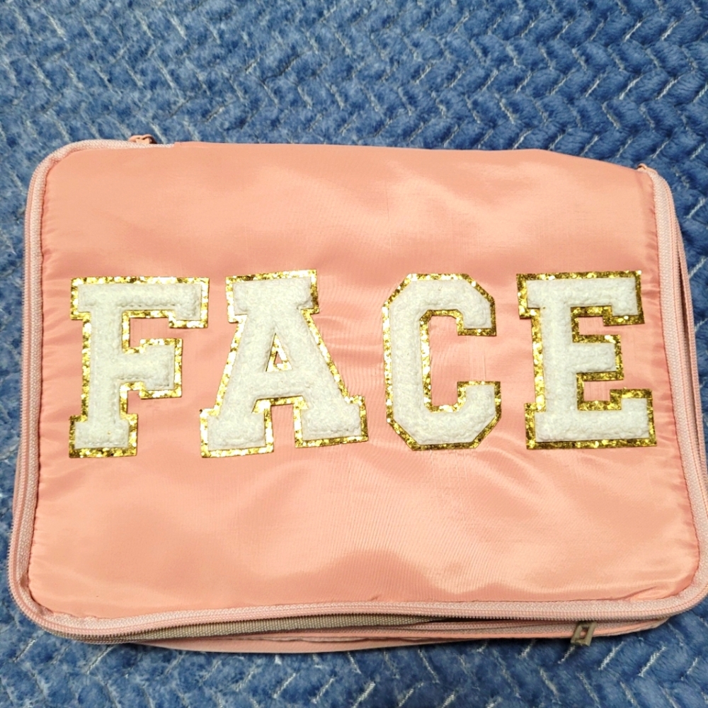🐠🐠Pink FACE Cosmetic Bag